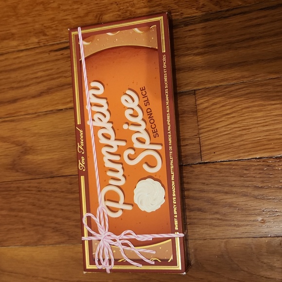 Too Faced Pumpkin Spice Second Slice Eyeshadow Palette - Picture 2 of 3